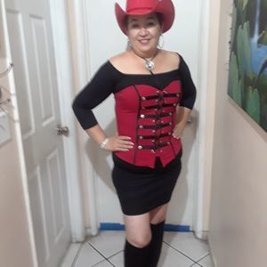 Meet your Posher, Agueda